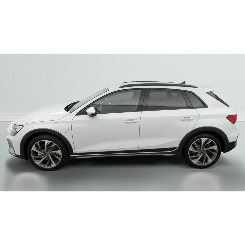 AUDI A3 ALLSTREET