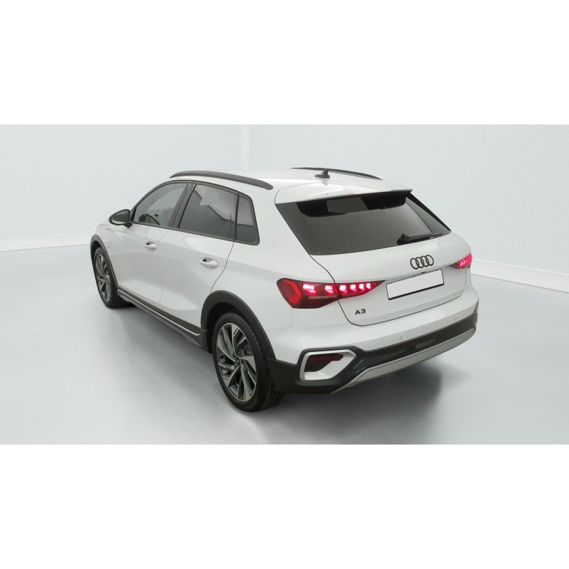 AUDI A3 ALLSTREET